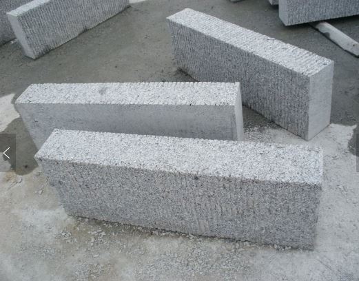চিসেল কার্বস্টোন chiselled kerbstone